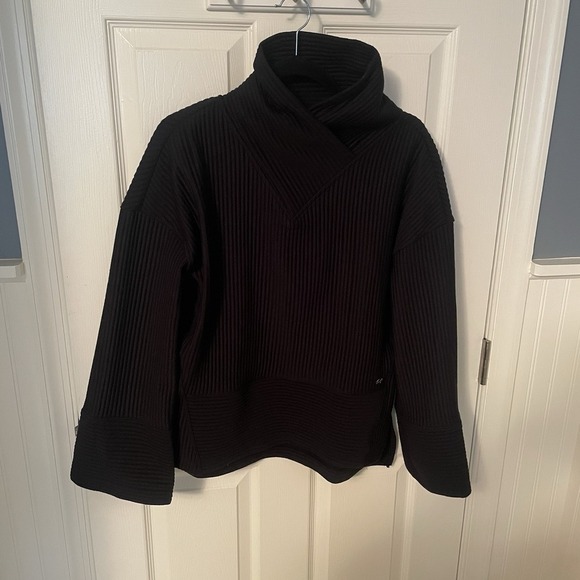 TAHARI SPORT Sweater Womens Small Black Ribbed Flared Sleeve Pullover Mock Neck - Picture 1 of 11